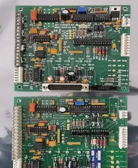 从值得信赖的分销商处采购用于信息娱乐系统 PCB 的汽车级组件。