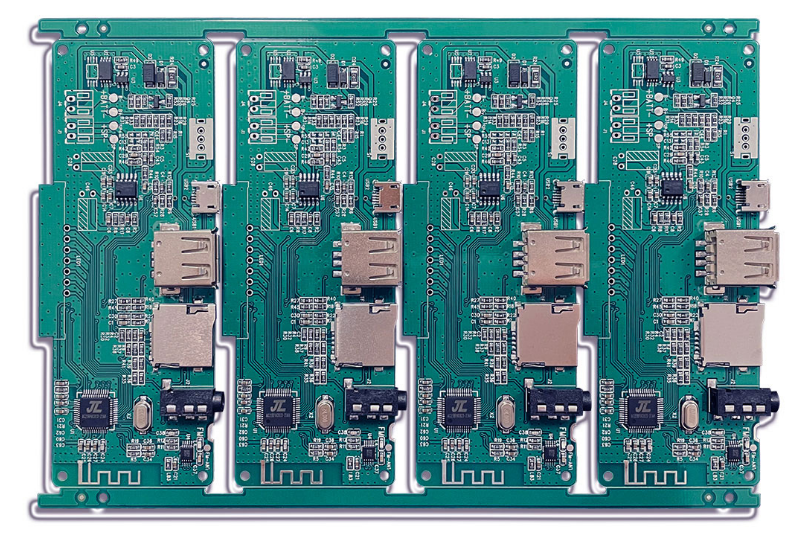 “面板设计中的 PCB 轮廓间距可实现精确制造。”