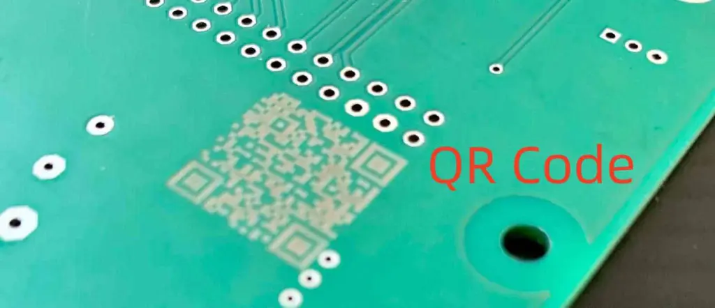 PCB 上的激光蚀刻二维码可追溯性