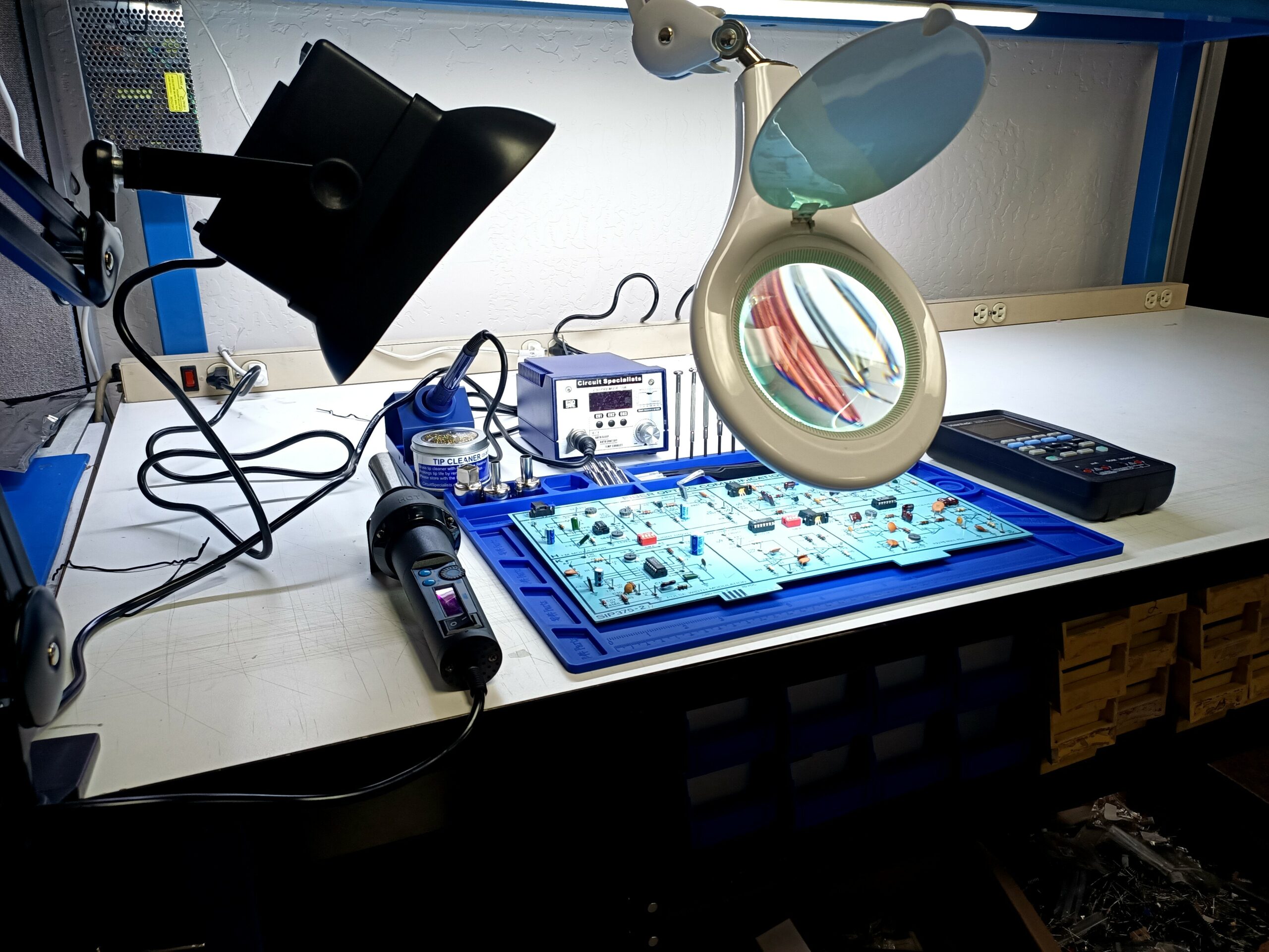 Soldering setup for preventing cold solder joints.